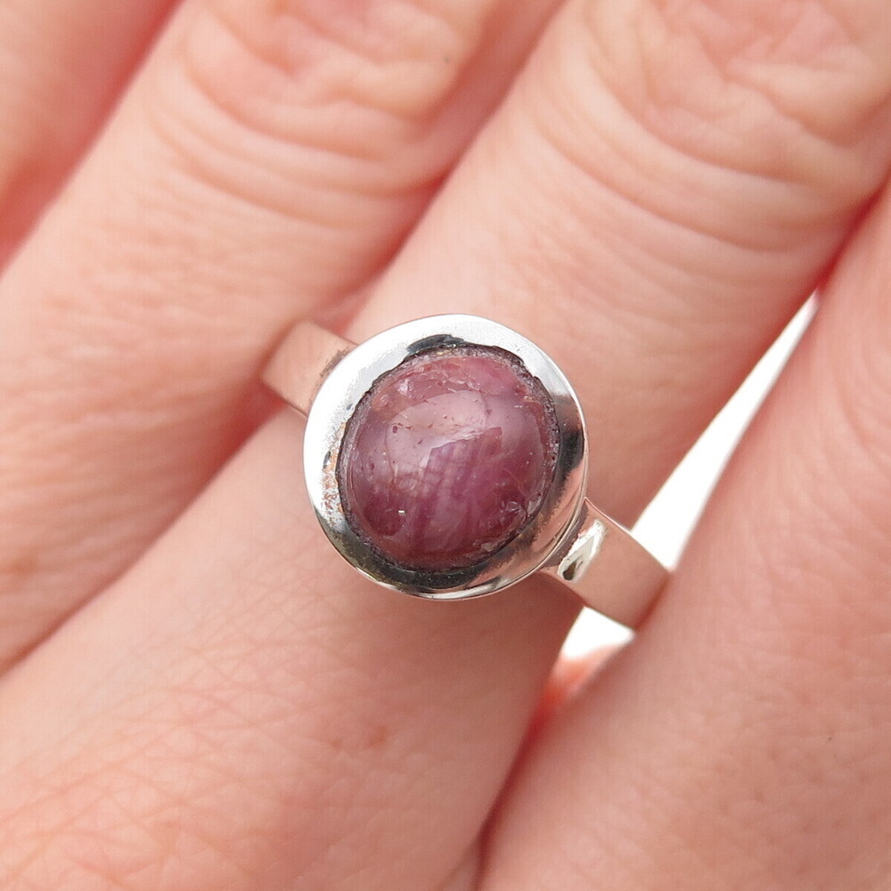 925 Sterling Silver Vintage Real Ruby Modernist Oxidized Ring Size 6.75